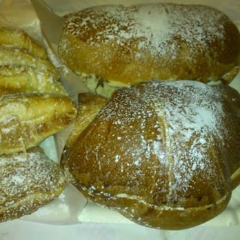 Il Golosone - Spiedini di cornetti e cornettoni. - Desserts Near Me - Villaricca, NA
