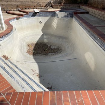 Paradise Pool and Spa - Before-non-working pool - Pool & Hot Tub Service Near Me - Flower Mound, Texas