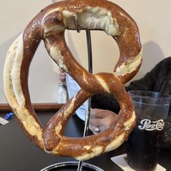 Pint House Burgers & Brews - Pretzel