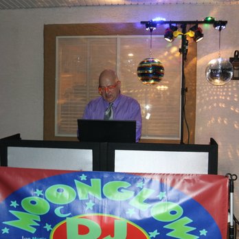 DJ Jon & The DownBeats - DJ Jon at Graduation Party in Henderson, Nevada. - DJs Near Me DJ Jon & The DownBeats - DJ Jon at Graduation Party in Henderson, Nevada. - DJs Near Me