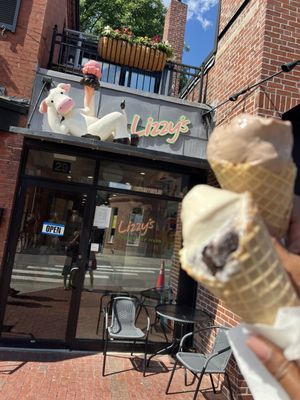 Lizzy's Ice Cream by null