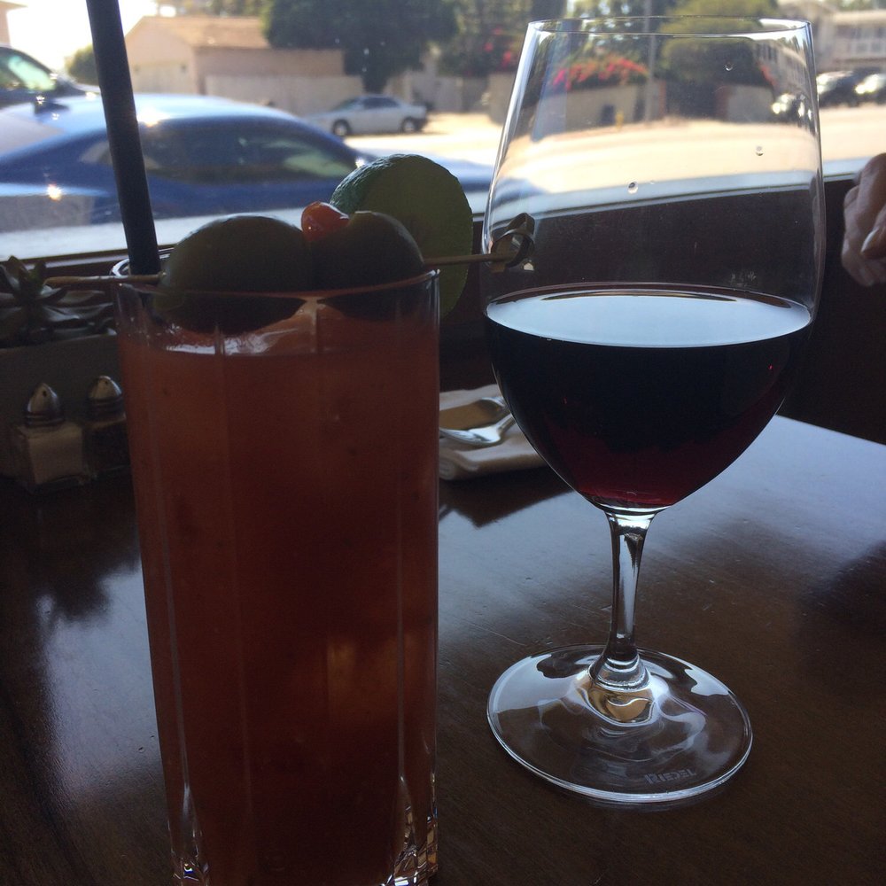 V's restaurant + bar - lazy Sunday afternoon on the Pacific Coast Highway - Italian Near Me - Malibu, California V's restaurant + bar - lazy Sunday afternoon on the Pacific Coast Highway - Italian Near Me - Malibu, California
