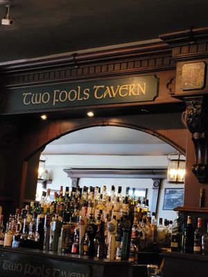 TWO FOOLS TAVERN - 558 Photos & 612 Reviews - 3211 Central Ave NE ...