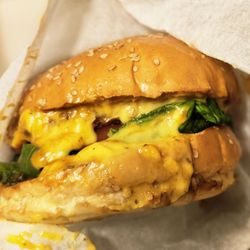 The Green Affair - Cheesy vegan burger !