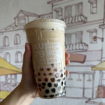 Au79 Teahouse - Hokkaido Rose Milk Tea with boba and pink boba - IG @bougiefoodieboi - Coffee & Tea Near Me - Arcadia, California Au79 Teahouse - Hokkaido Rose Milk Tea with boba and pink boba - IG @bougiefoodieboi - Coffee & Tea Near Me - Arcadia, California