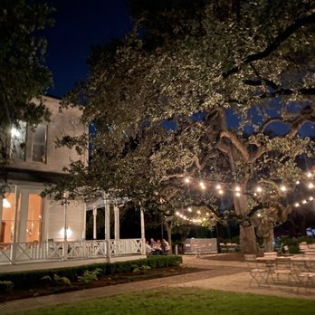 Mattie's - Love the outdoor space - American Near Me - Austin, Texas Mattie's - Love the outdoor space - American Near Me - Austin, Texas