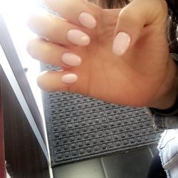 KT Nails On The Avenue