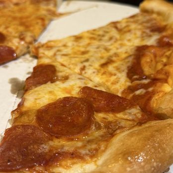 Dewey's Pizza - Pepperoni pizza - Pizza Near Me - O'fallon, Illinois Dewey's Pizza - Pepperoni pizza - Pizza Near Me - O'fallon, Illinois