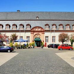 Schlosshotel