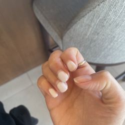 European Touch Beauty Centre - Another nail came off the next day