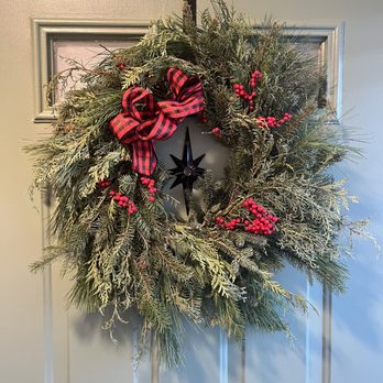 Fishers Flower Farm - Christmas wreath! - Florists Near Me Fishers Flower Farm - Christmas wreath! - Florists Near Me