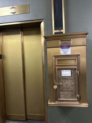 Lucky Penny Cafe by null