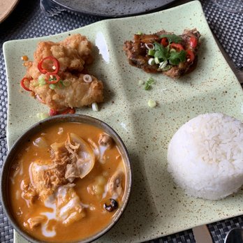 Giggling Squid - Two Giggling Squid - Thai Near Me - Salisbury, ABE
