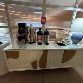 Hotel Avante - Complimentary coffee, tea, fresh fruits and juices - Hotels Near Me - Mountain View, California Hotel Avante - Complimentary coffee, tea, fresh fruits and juices - Hotels Near Me - Mountain View, California