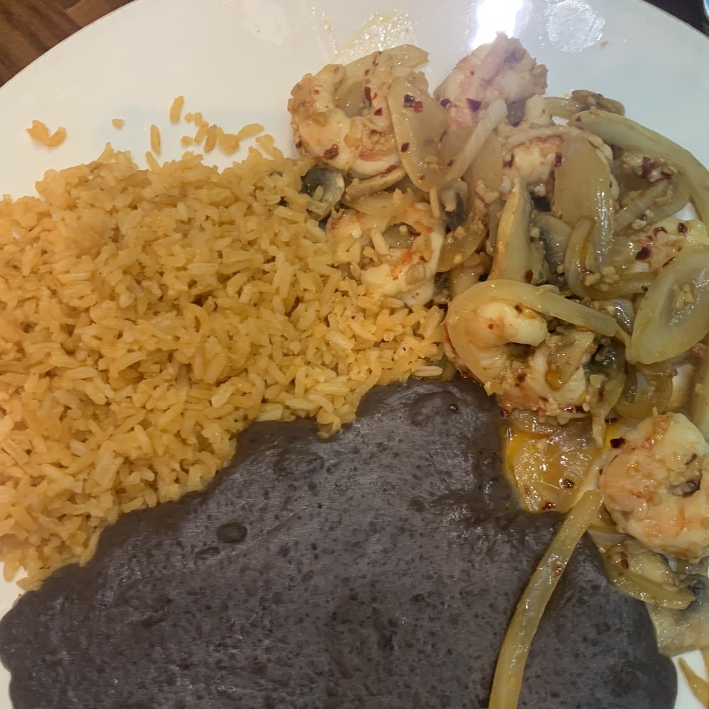 Camarones al Ajillo Prawns $19
