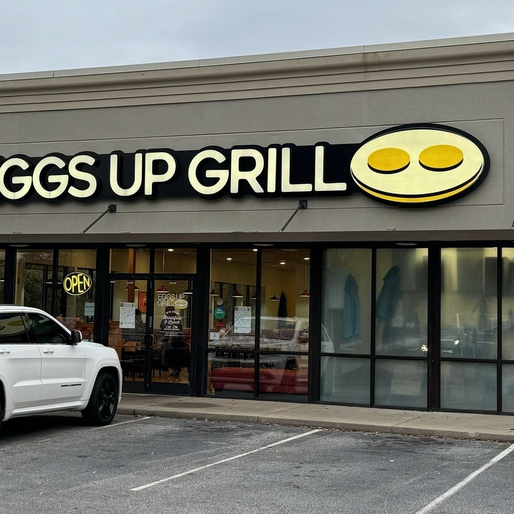 Eggs Up Grill - Outside - Breakfast & Brunch Near Me - Greenville, South Carolina