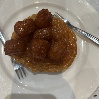 Raffi's Place - Dessert - Middle Eastern Near Me - Glendale, California