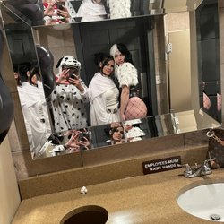 Delilah's - Halloween