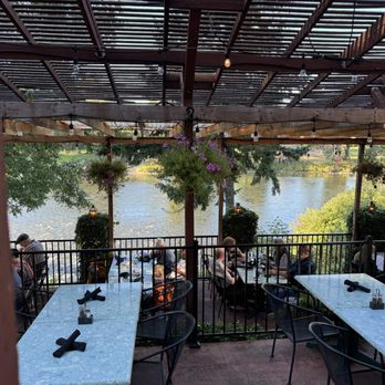 RIVER’S EDGE RESTAURANT - Updated July 2025 - 431 Photos & 617 Reviews