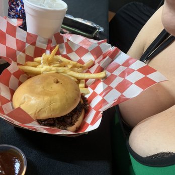 Boot Texan Kitchen - brisket sammich - Barbeque Near Me - Houston, Texas Boot Texan Kitchen - brisket sammich - Barbeque Near Me - Houston, Texas