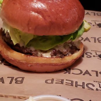 Black Sheep - Jamaican Me Crazy - Burgers Near Me - Springfield, Missouri