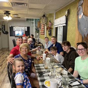Farmhouse Restaurant - American Near Me - Branson, Missouri Farmhouse Restaurant - American Near Me - Branson, Missouri