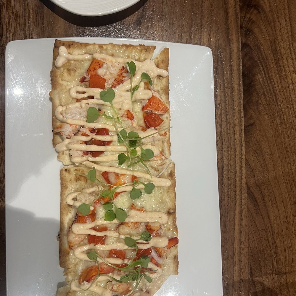 The Chapman - Lobster fontina flatbread - Lounges Near Me - Winter Park, Florida The Chapman - Lobster fontina flatbread - Lounges Near Me - Winter Park, Florida