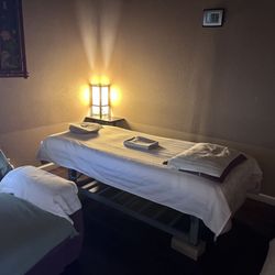 Acupressure massage  Health Center