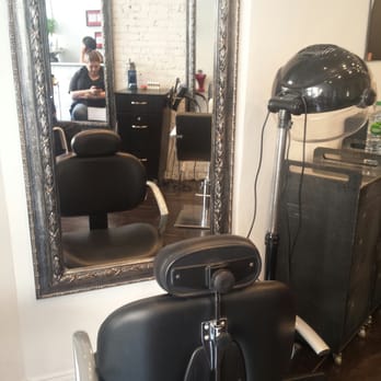 Sole Salon - Nice airy space with big silver mirrors - Hair Salons Near Me - Hoboken, New Jersey Sole Salon - Nice airy space with big silver mirrors - Hair Salons Near Me - Hoboken, New Jersey
