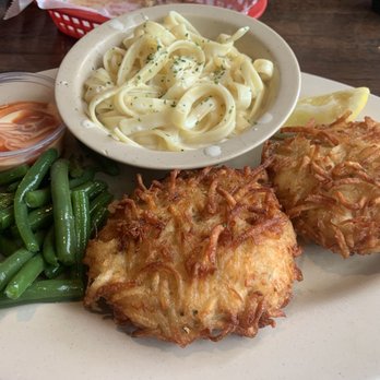 Bob Chinn's Crab House - Crab cake and pasta dinner - Seafood Near Me - Wheeling, Illinois Bob Chinn's Crab House - Crab cake and pasta dinner - Seafood Near Me - Wheeling, Illinois