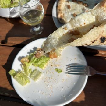 Pizzicletta - Thinnest crust ever! - Pizza Near Me - Flagstaff, Arizona