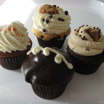 Cupcake Charlie's - Bakeries Near Me - Mashpee, Massachusetts