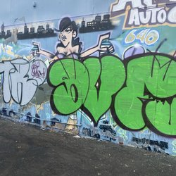 Grafitti - Front view