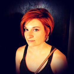 Naomi Yount - Red hair sassy bob