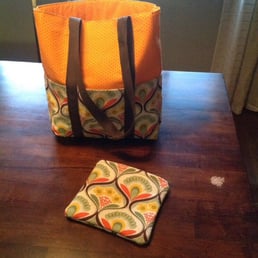 The lovely tote bag and coin purse I made during my classes at Sew Hut! The lovely tote bag and coin purse I made during my classes at Sew Hut!