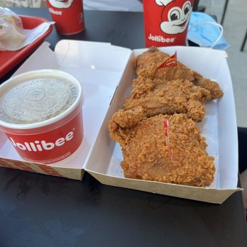 Jollibee - Spicy chicken - Chicken Shop Near Me - Jacksonville, Florida