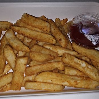 Pounders Restaurant - Side of fries - Pizza Near Me - Laie, Hawaii