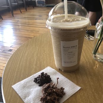Harvest Moon Coffee And Chocolates - Frozen Frappe Salted Caramel - Chocolatiers & Shops Near Me - Tarentum, Pennsylvania