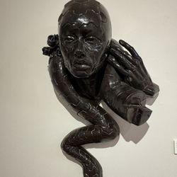 Eye Lounge - Sculpture