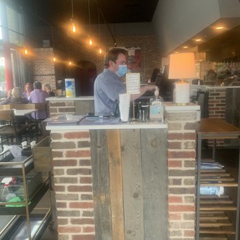 Viale Pizza & Kitchen - Front welcome with the owner Dan attending - Pizza Near Me - Denver, Colorado Viale Pizza & Kitchen - Front welcome with the owner Dan attending - Pizza Near Me - Denver, Colorado