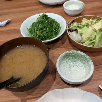 The Shoya - Wakame salad and complementary salad and miso soup - Sushi Bars Near Me - Pleasant Hill, California The Shoya - Wakame salad and complementary salad and miso soup - Sushi Bars Near Me - Pleasant Hill, California