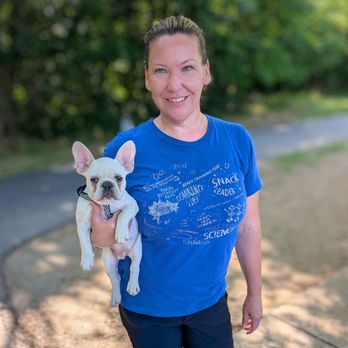 Mariah Dog Training - Jacksonville dog trainer Mariah Hinds with a Frenchie puppy - Pet Training Near Me - Jacksonville, Florida Mariah Dog Training - Jacksonville dog trainer Mariah Hinds with a Frenchie puppy - Pet Training Near Me - Jacksonville, Florida