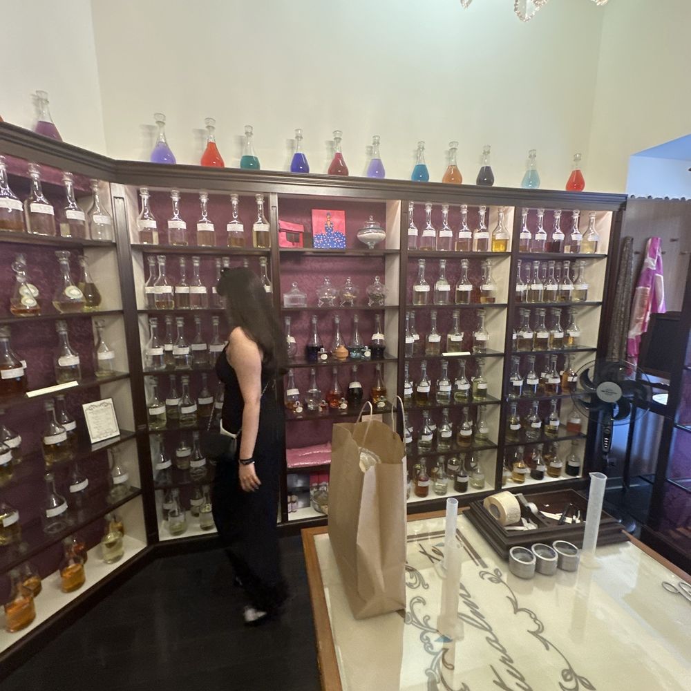 Aromas de Sevilla - Very cheap great options - Perfume Near Me - Seville, SE
