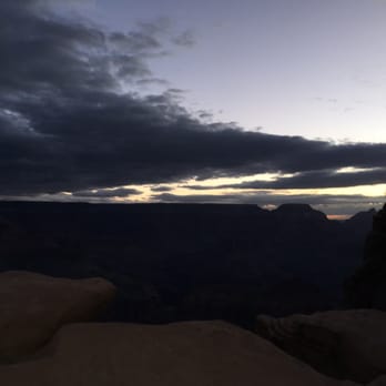 South Kaibab Trail - Sun is about to come up. - Hiking Near Me - Grand Canyon, Arizona