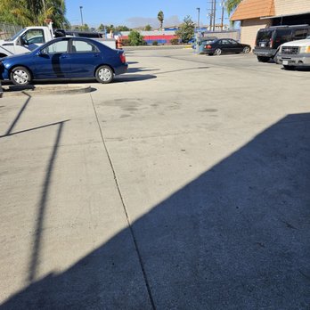 West Valley Smog - Parking lot - Smog Check Stations Near Me - Simi Valley, California