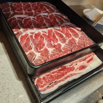 Haidilao Hotpot Flushing - Hot Pot Near Me - Flushing, New York