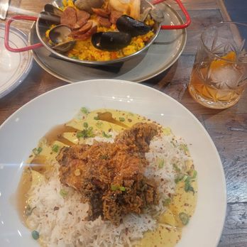 Finch - Paella and fried chicken curry - American Near Me - Wildomar, California