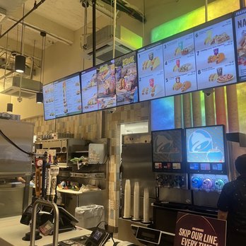 Taco Bell Cantina - Tacos Near Me - New York, New York