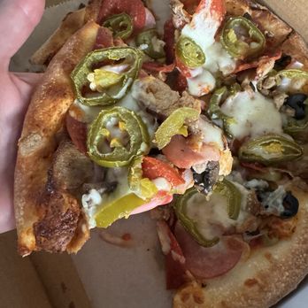 Fratelli Pizza - Small supreme with jalapeños - Italian Near Me - Burnet, Texas