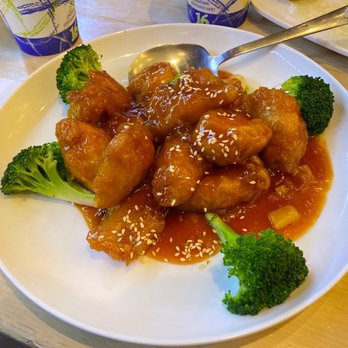 Bai Wei - Sesame Chicken - Szechuan Near Me - Philadelphia, Pennsylvania Bai Wei - Sesame Chicken - Szechuan Near Me - Philadelphia, Pennsylvania